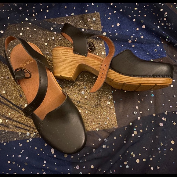 Dansko Shoes - DANSKO MARY JANE WOOD LEATHER Clogs LUX 39 RARE